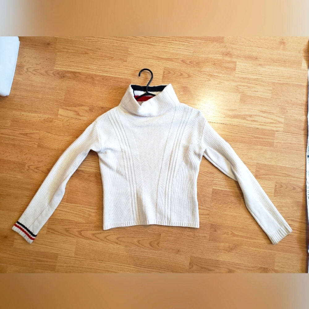 Rossignol white virgin wool sweather